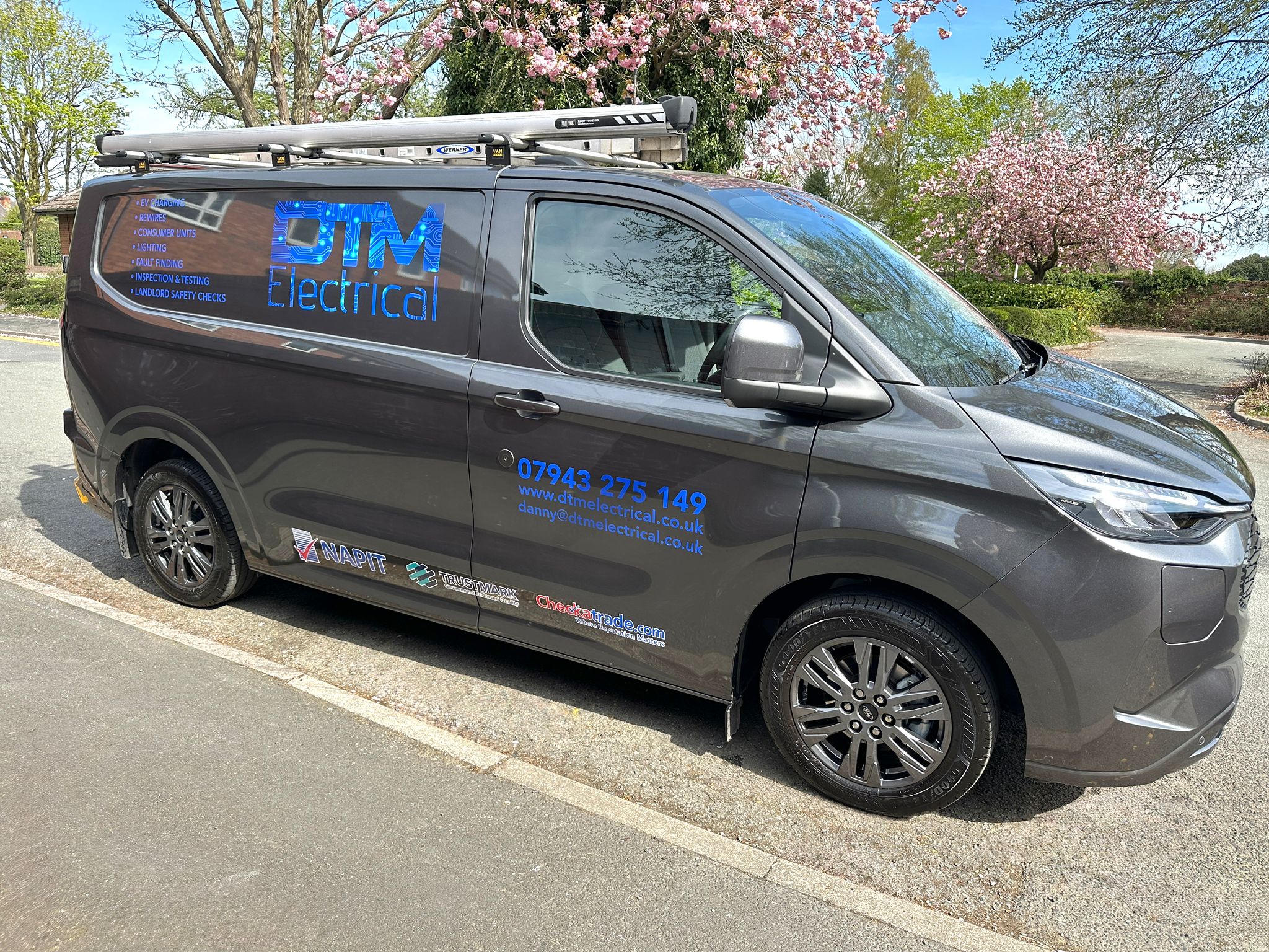 DTM Electrical - Electrician in Warrington